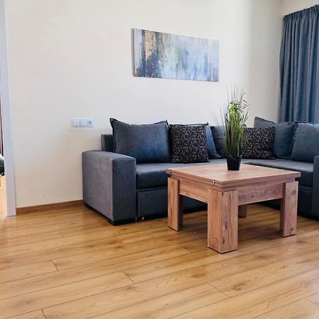 Delux Apartment For 6 Guest, New 古多里 外观 照片